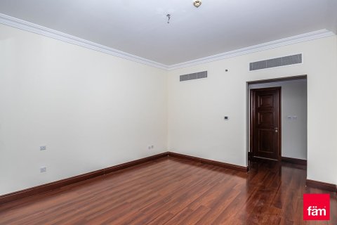 2 bedrooms Apartment in Palm Jumeirah, UAE No. 210129 7