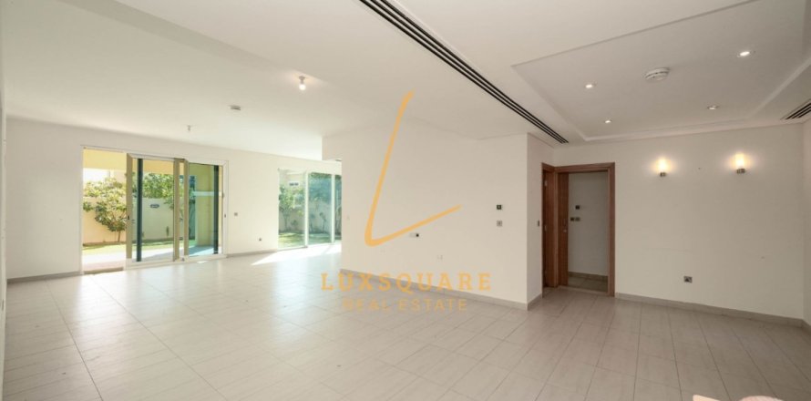 4 غرف نوم فيلا في Jumeirah Park, الإمارات العربية المتحدة رقم 162530