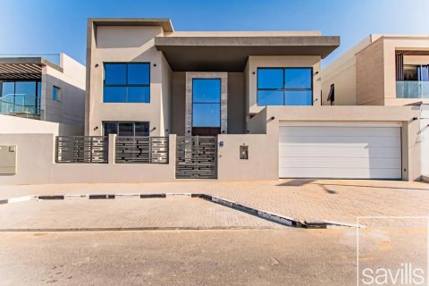 Villa de 5 dormitorios en Al Furjan, UAE No. 199214