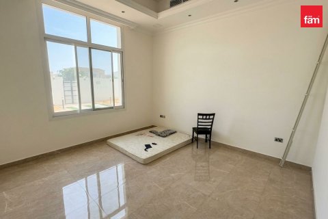 9 bedrooms Villa in Dubai, UAE No. 198641 11