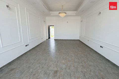 9 bedrooms Villa in Dubai, UAE No. 198641 15