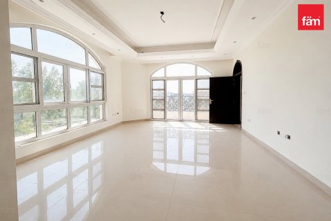 5 bedrooms Villa in Al Barsha, UAE No. 198643 16