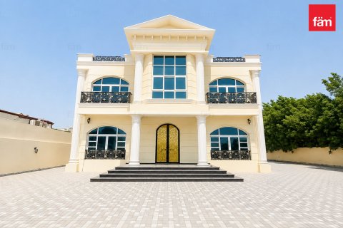 5 bedrooms Villa in Al Barsha, UAE No. 198643