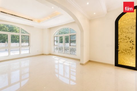 5 bedrooms Villa in Al Barsha, UAE No. 198643 14