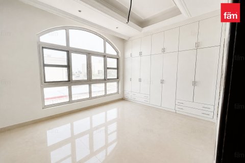 5 bedrooms Villa in Al Barsha, UAE No. 198643 11
