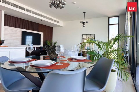 3 bedrooms Apartment in Dubai, UAE No. 188348 8