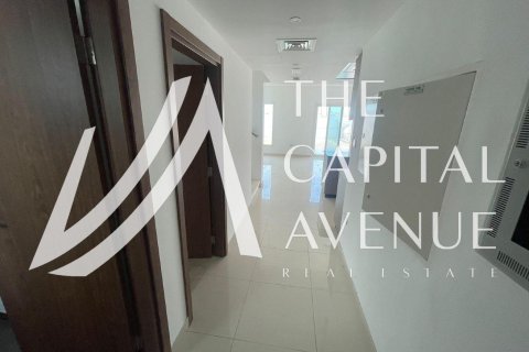 4 bedrooms Townhouse in Al Samha, UAE No. 136923 9