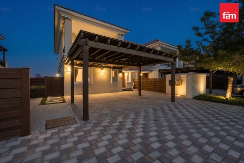 4 bedrooms Townhouse in Dubai, UAE No. 142806