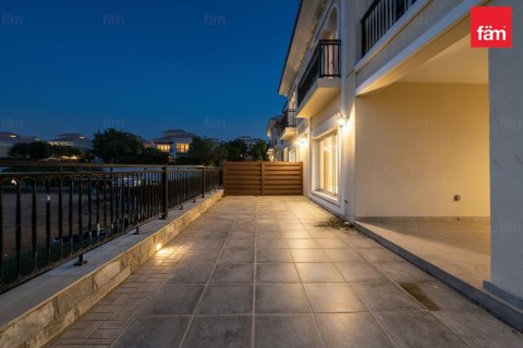 4 bedrooms Townhouse in Dubai, UAE No. 142806 3