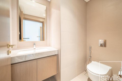 Appartement de 2 chambres à EMAAR Beachfront, UAE No. 201125 20