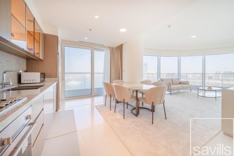 Appartement de 2 chambres à EMAAR Beachfront, UAE No. 201125 13