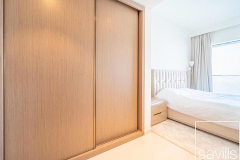 Appartement de 2 chambres à EMAAR Beachfront, UAE No. 201125 6