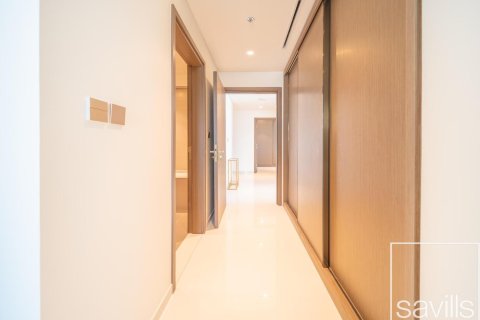 Appartement de 2 chambres à EMAAR Beachfront, UAE No. 201125 7