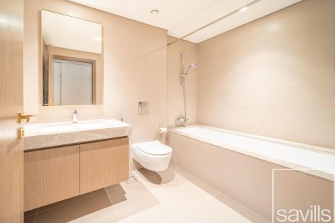 Appartement de 2 chambres à EMAAR Beachfront, UAE No. 201125 19