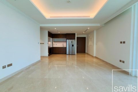 Appartement de 2 chambres à EMAAR Beachfront, UAE No. 201126 3