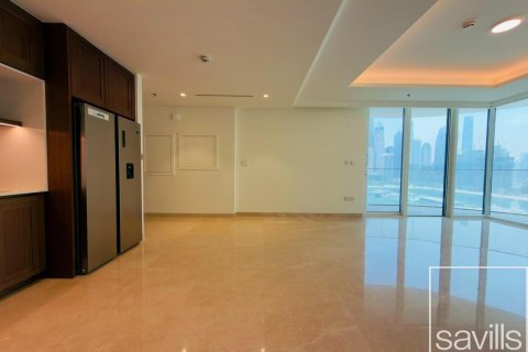 Appartement de 2 chambres à EMAAR Beachfront, UAE No. 201126 4