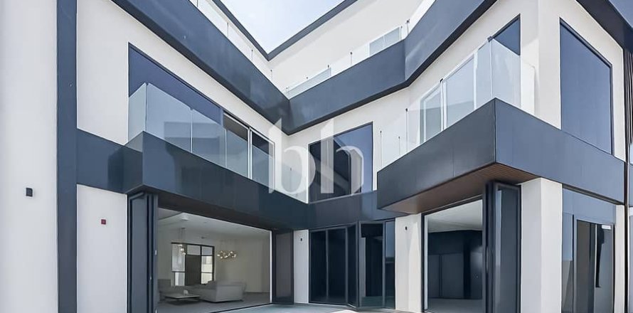 Villa de 5 dormitorios  No. 113210