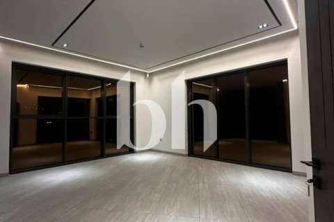 Villa de 5 dormitorios  No. 113210 23