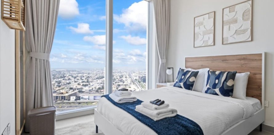 2 bedrooms Apartment in Dubai, UAE No. 161759