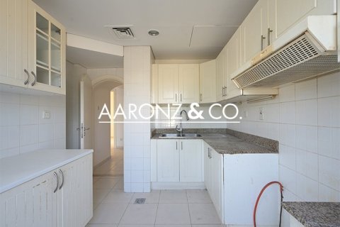 2 bedrooms Villa in The Springs, UAE No. 145077 12