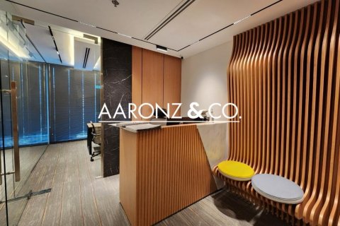 61m² Office in Business Bay, UAE No. 145082 6