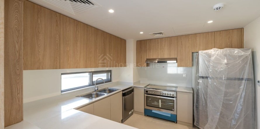 4 bedrooms Townhouse in The Pulse, UAE No. 187652