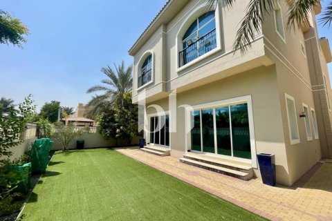 Вилла с 5 спальнями  №114124 3