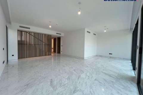 Villa de 4 dormitorios  No. 114128 6