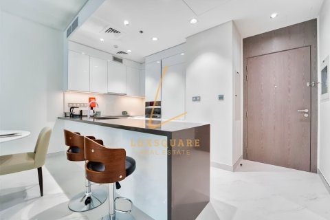 Apartment de 2 dormitorios en District One, UAE No. 203225 9