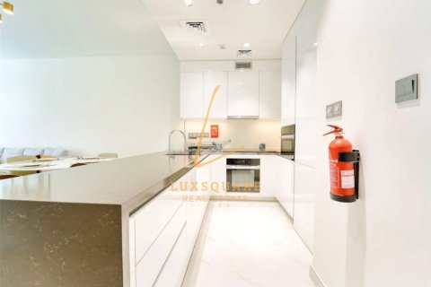 Apartment de 2 dormitorios en District One, UAE No. 203225 3