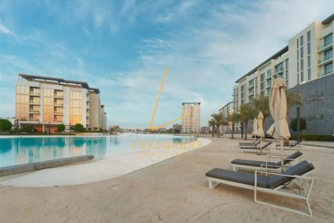 Apartment de 2 dormitorios en District One, UAE No. 203225 17