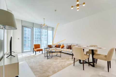 Apartment de 2 dormitorios en District One, UAE No. 203225 8