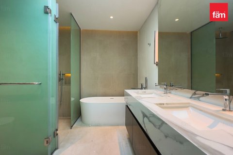 3 bedrooms Townhouse in Dubai, UAE No. 137223 22