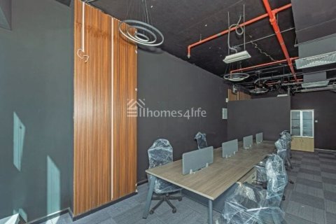 87m² Office in Al Manara Tower, UAE No. 170560 11