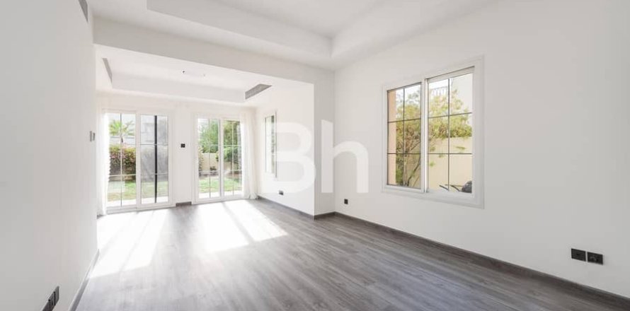 3 bedrooms Villa No. 115678