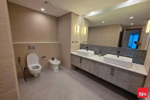 Квартира с 2 спальнями в Пальма Джумейра, ОАЭ №163991 3