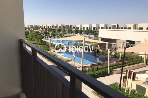 Villa de 4 chambres à EMAAR South, UAE No. 205853 26