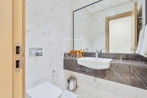3 bedrooms Apartment in Al Khalidiya, UAE No. 194929 4