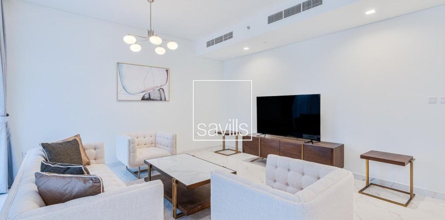 3 bedrooms Apartment in Al Khalidiya, UAE No. 194930