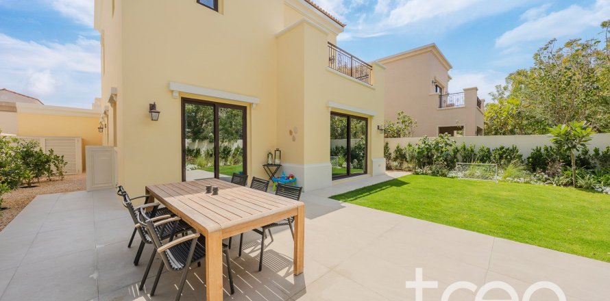 Villa de 4 chambres à Lila, UAE No. 173513
