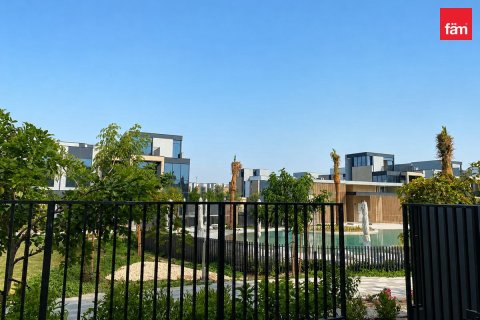 3 bedrooms Townhouse in Dubai, UAE No. 188289 3
