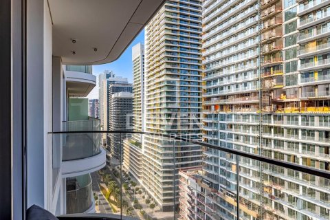 Квартира с 1 спальней в EMAAR Beachfront, ОАЭ №137814 3