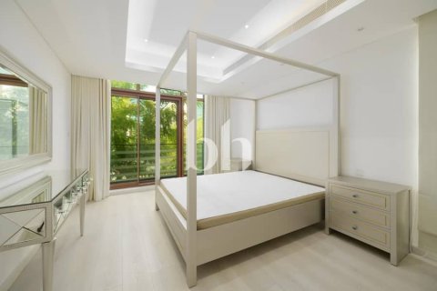 Вилла с 6 спальнями  №112614 15