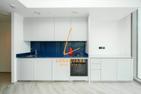 Studio Apartment in Business Bay, UAE No. 143194 8