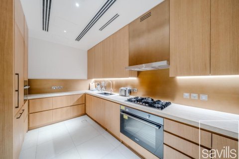 Квартира с 4 спальнями в Джумейра, ОАЭ №136494 10