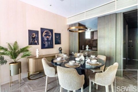 Квартира с 2 спальнями в FIVE Palm Jumeirah, ОАЭ №136493 6