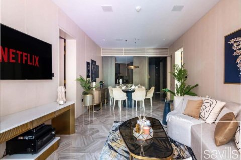 Квартира с 2 спальнями в FIVE Palm Jumeirah, ОАЭ №136493 3