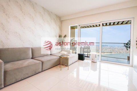 Appartement de 2 chambres à EMAAR Beachfront, UAE No. 164062 4