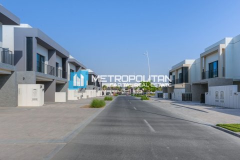 Townhouse de 2 dormitorios No. 119381 2