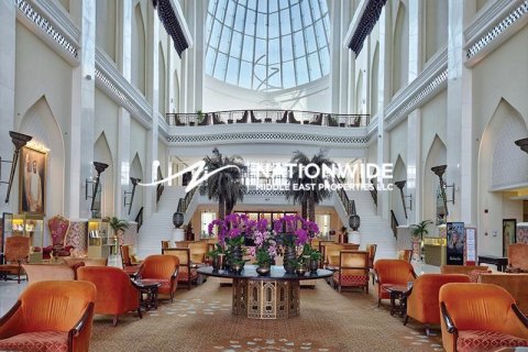 Apartment de 3 dormitorios en Abu Dhabi, UAE No. 135071 15